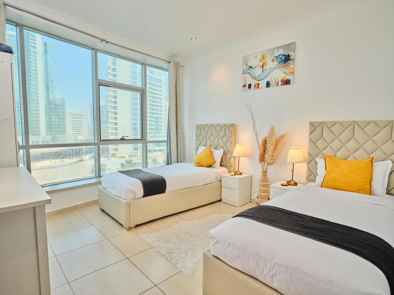 Wonderful Two Bed Room With Full Marina View Dubai Esterno foto