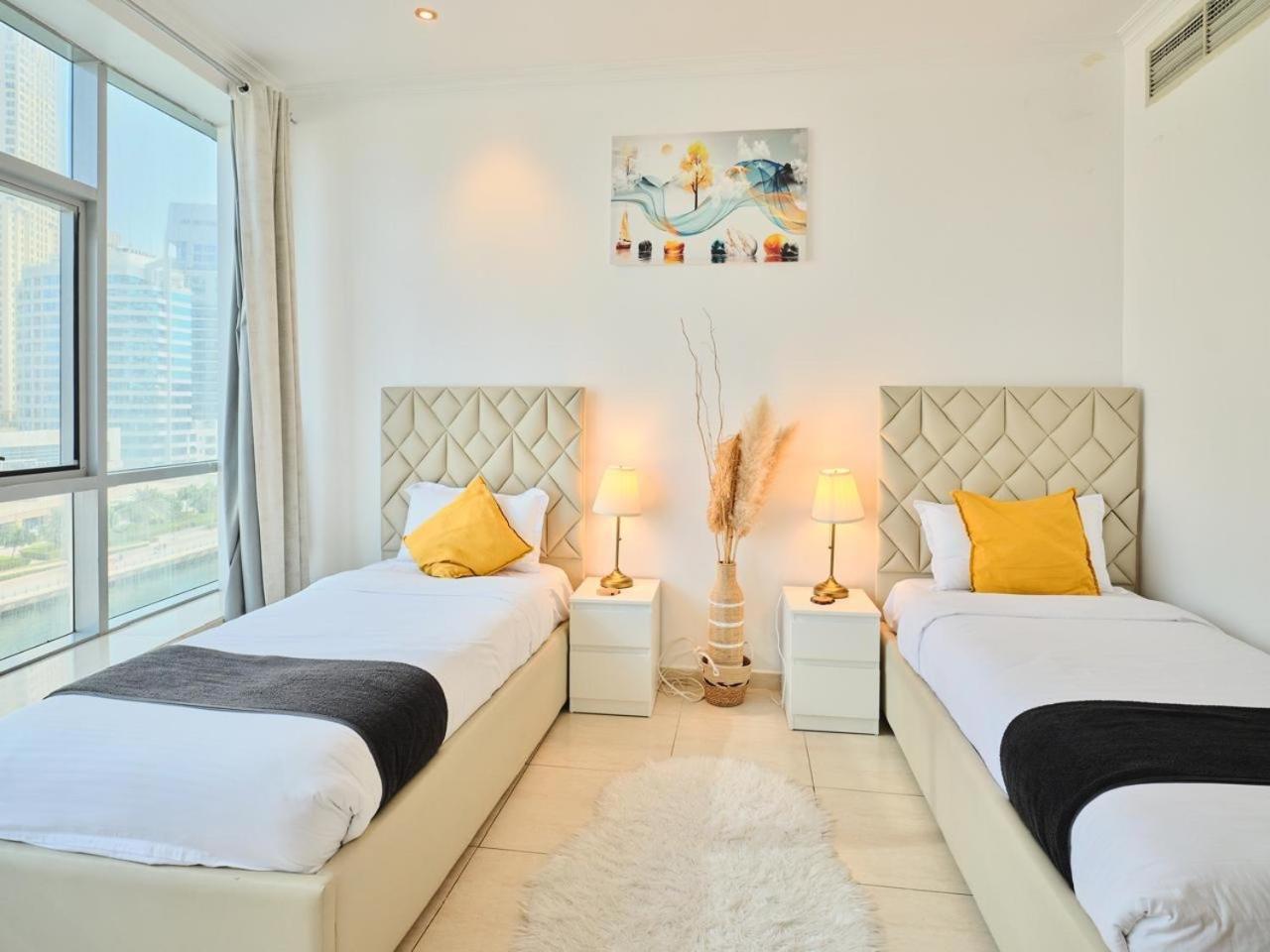 Wonderful Two Bed Room With Full Marina View Dubai Esterno foto